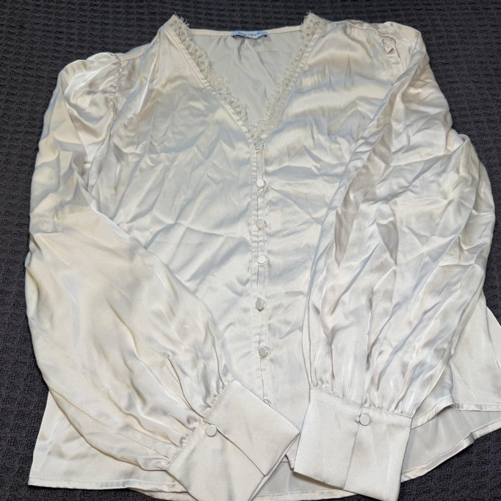 Evereve Cream Satin Blouse